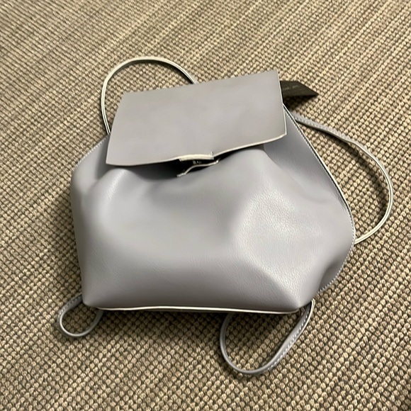 New with tags slouchy gray backpack - Picture 1 of 3